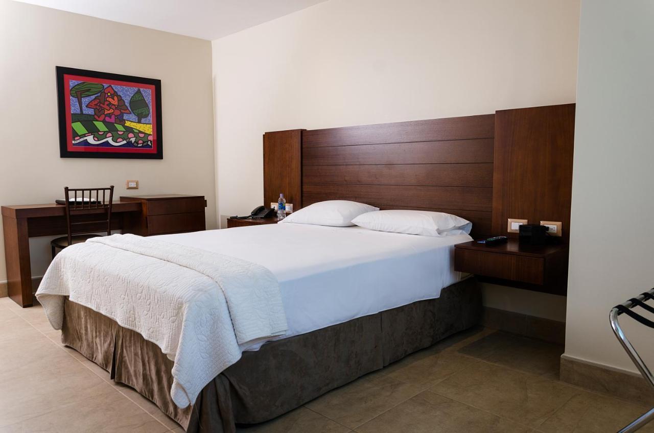 Hotel Marcelius กวายากิล ภายนอก รูปภาพ