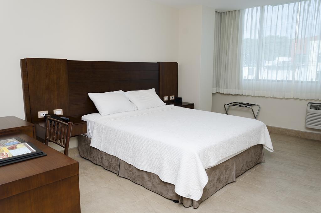 Hotel Marcelius กวายากิล ภายนอก รูปภาพ