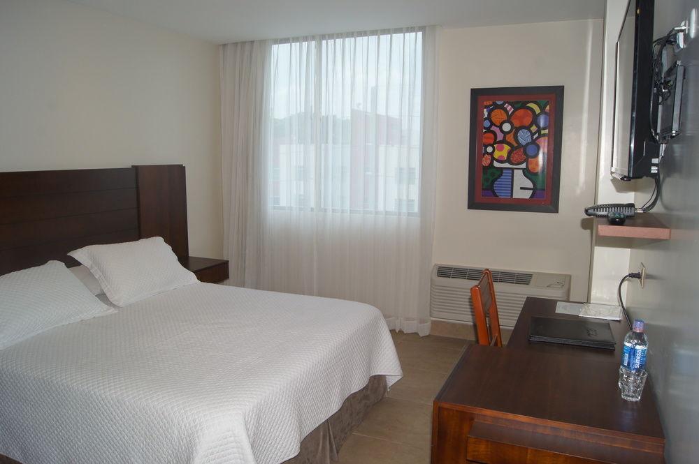 Hotel Marcelius กวายากิล ภายนอก รูปภาพ