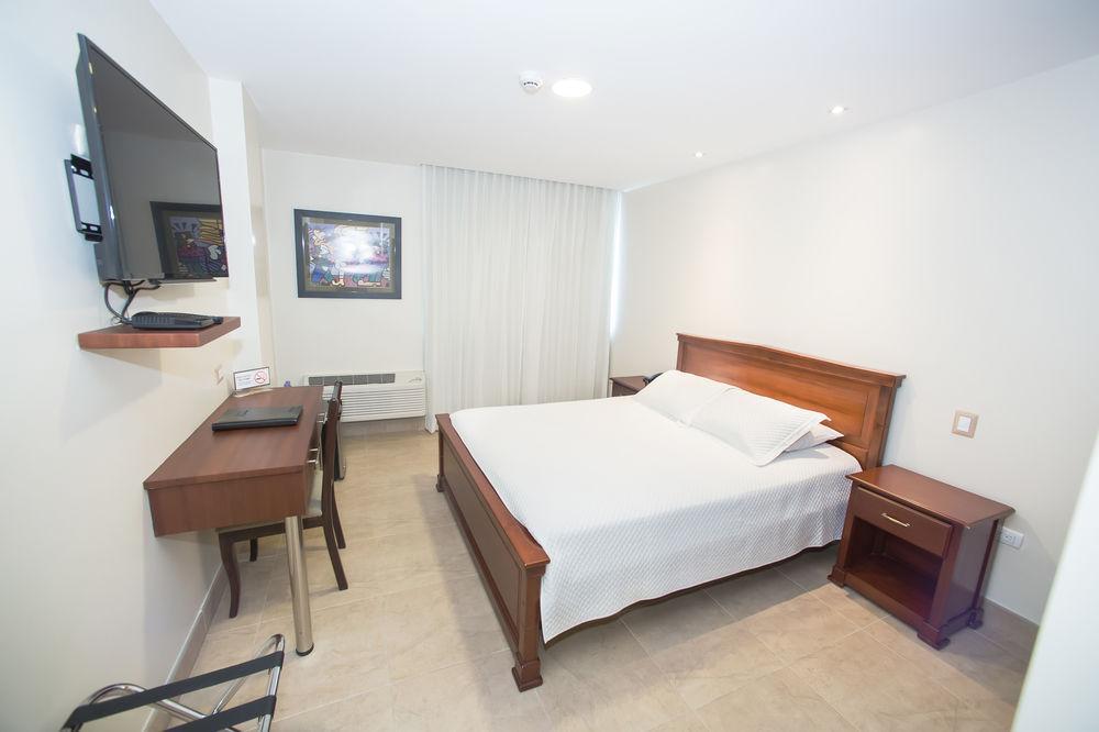 Hotel Marcelius กวายากิล ภายนอก รูปภาพ