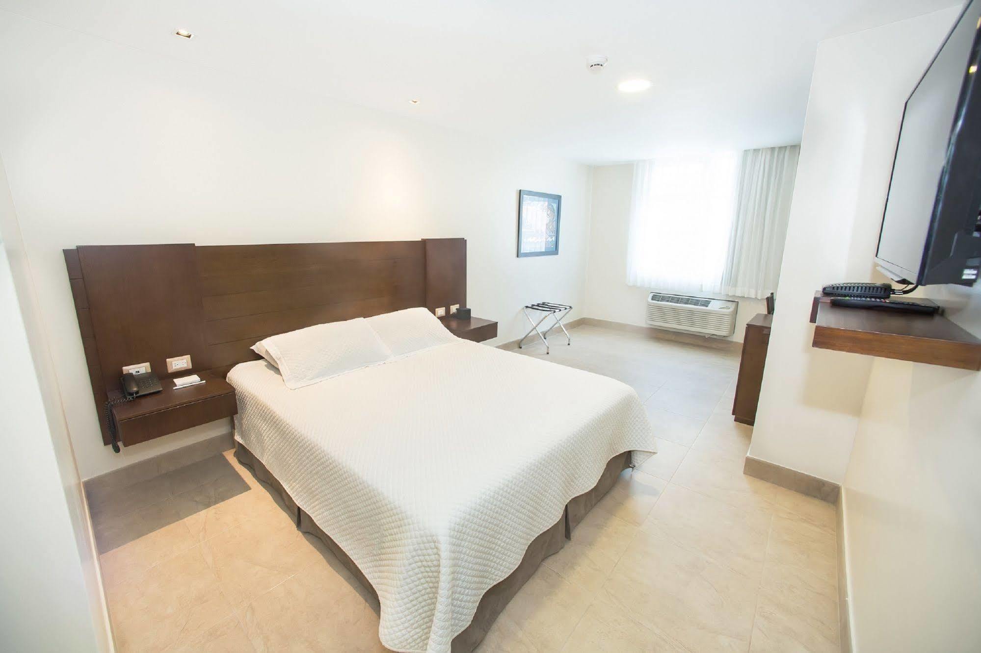 Hotel Marcelius กวายากิล ภายนอก รูปภาพ